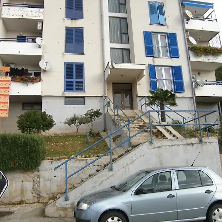 In 34179 Daire